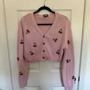 MINGA LONDON pink cherry cropped cardigan